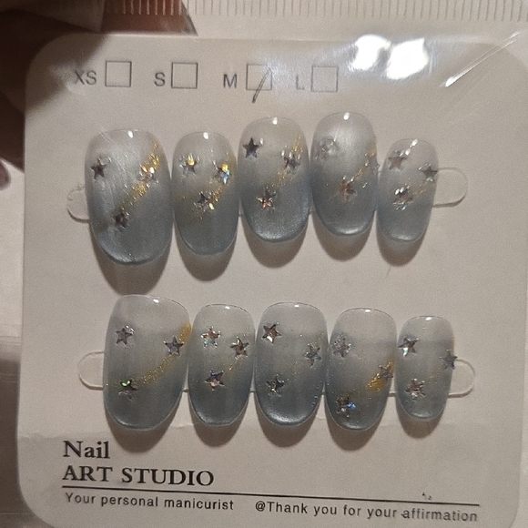 (5/$20)or(15/$45) Silver and Gold Star Nail Art Set - Picture 1 of 1